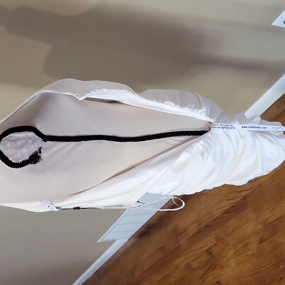 Club L London Mini Dress - Picture 11 of 16
